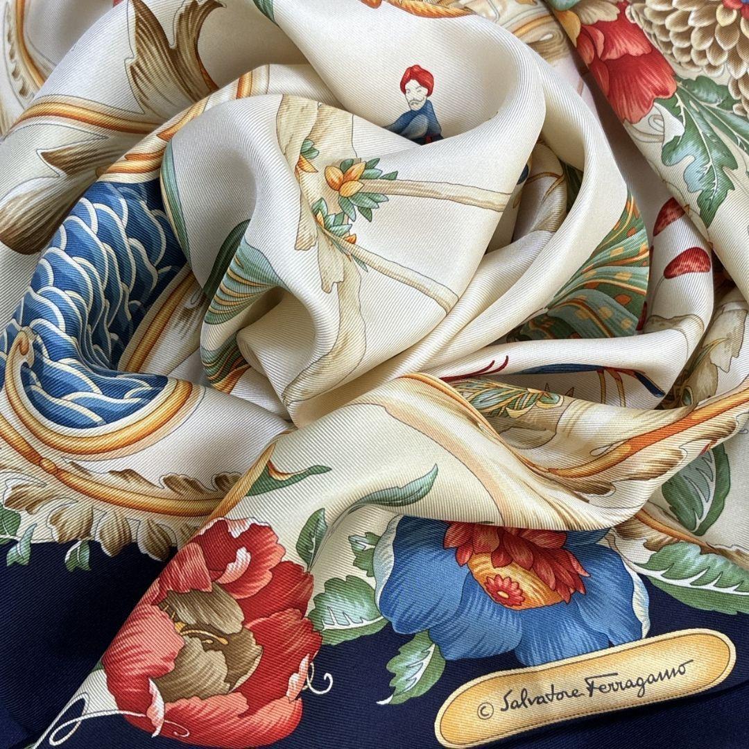 極美品✨サルヴァトーレフェラガモ シルク 大判スカーフ ストール イタリア 花柄