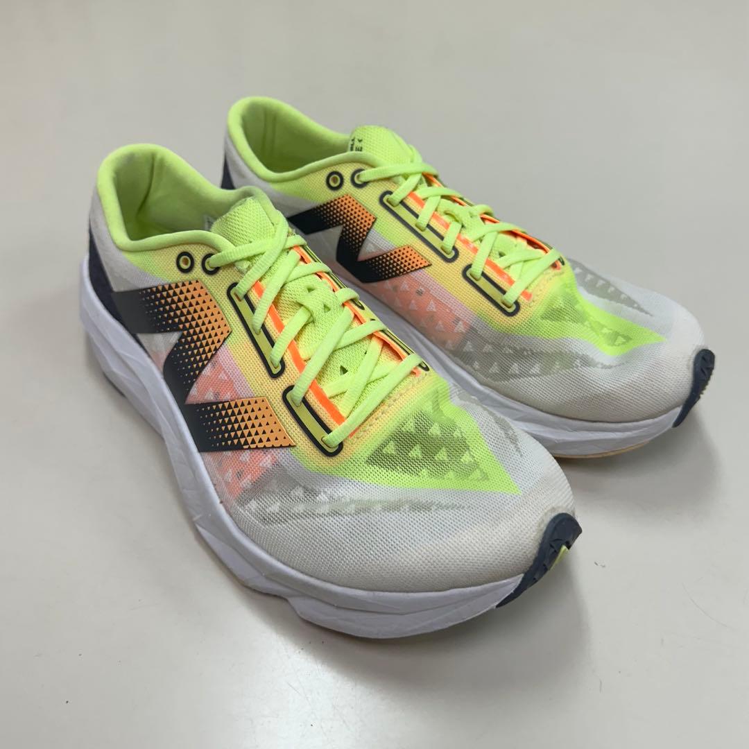 New Balance 陸上シューズFuelCell Pvlse v1 25.5