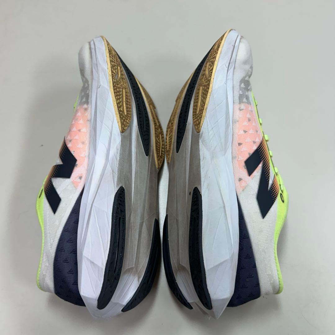 New Balance 陸上シューズFuelCell Pvlse v1 25.5