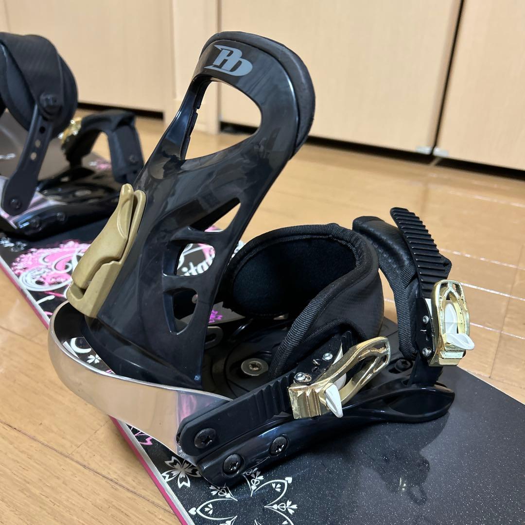 波達　レディース スノーボード 板 139cm ビンディング付き 初心者向け