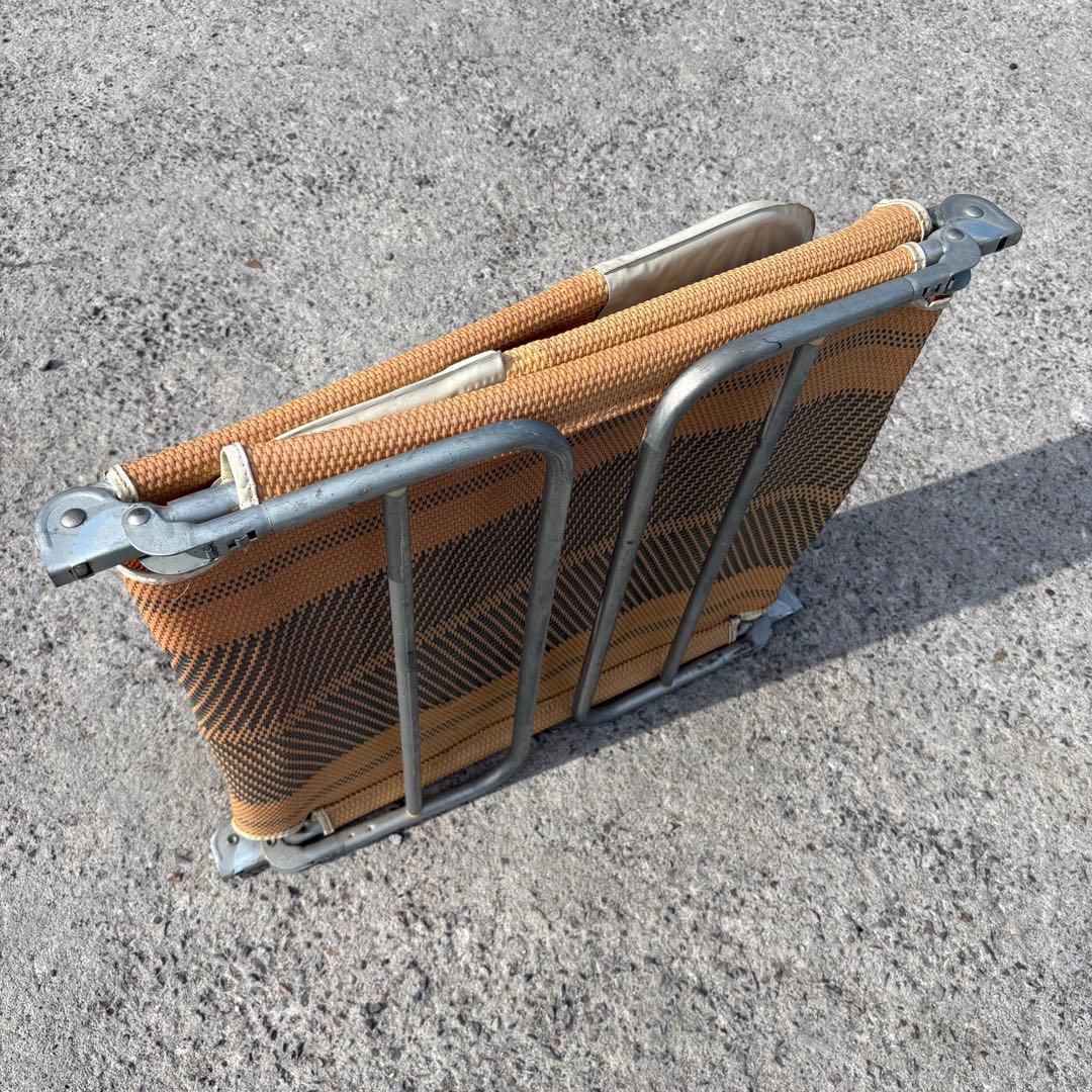 ② 昭和レトロ 折りたたみサマーベッド ビーチベッド ビーチチェア 簡易ベッド