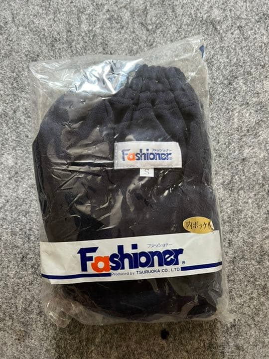 黒一枚、紺2枚です、新品未使用品ですが袋は開いてます。