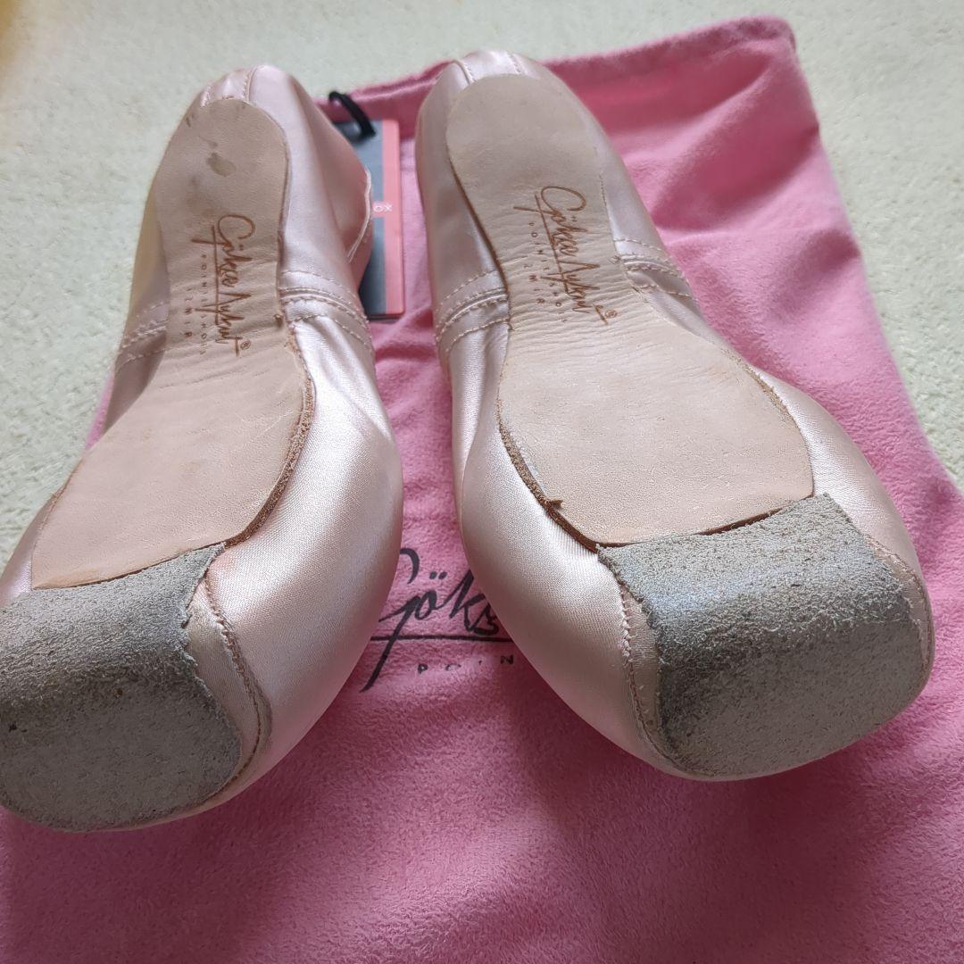 ギョクチュ・アイクト トゥシューズ 4 BOX サイズ8シャンクF2