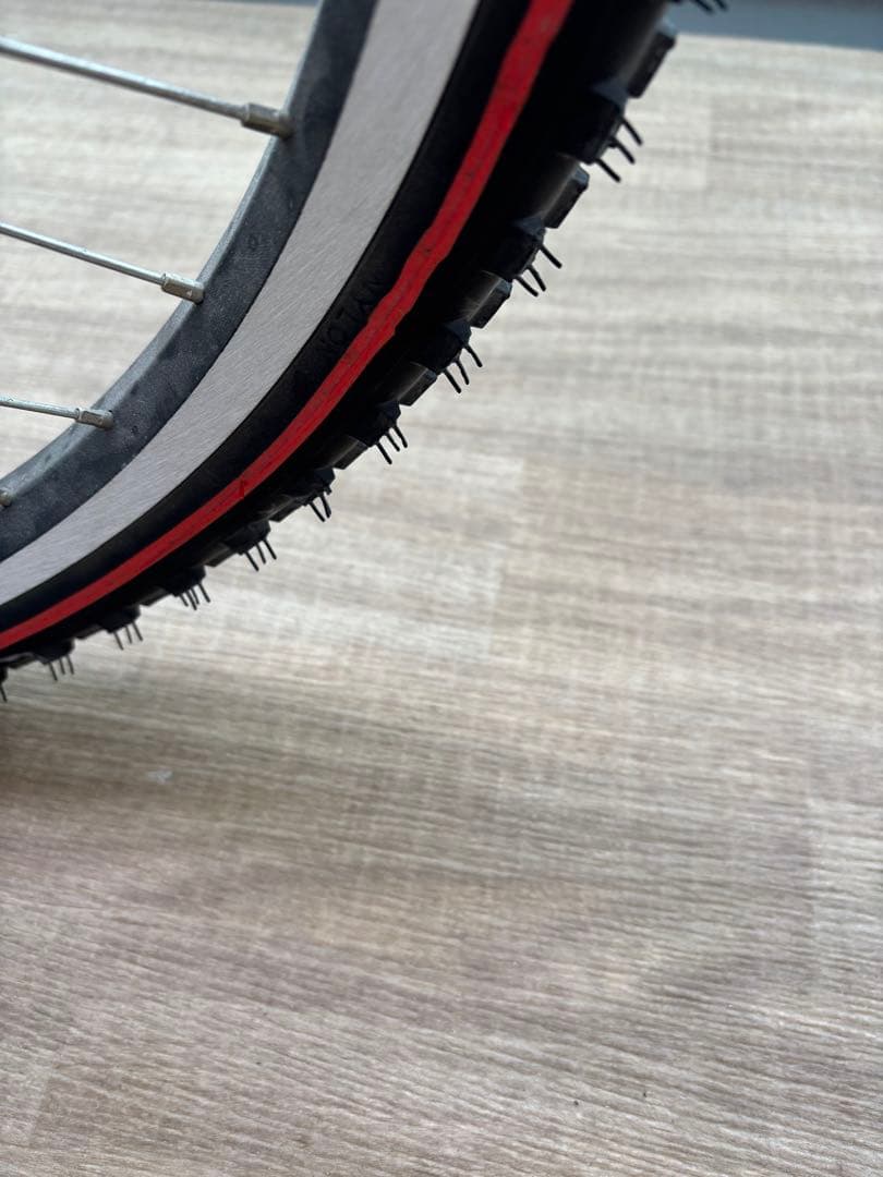 大幅お値下げ‼️ブリヂストン　キッズサイクル レッド 前面バスケット付き