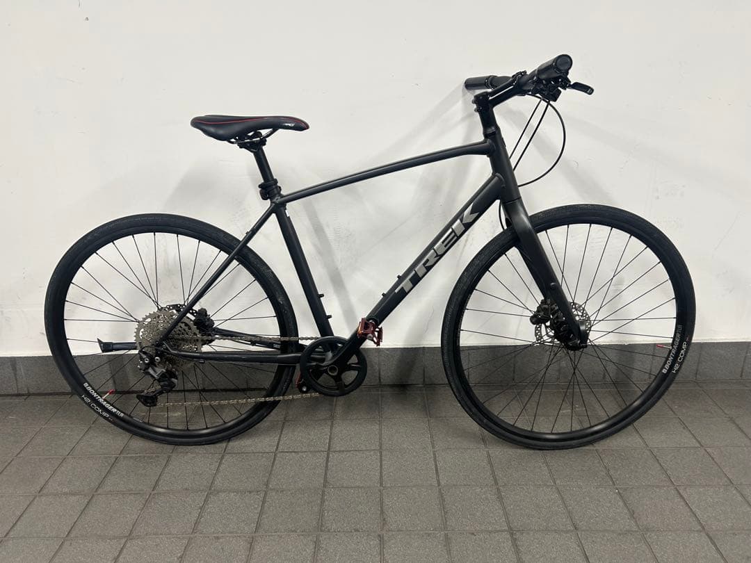 Trek クロスバイク ブラック　FX3