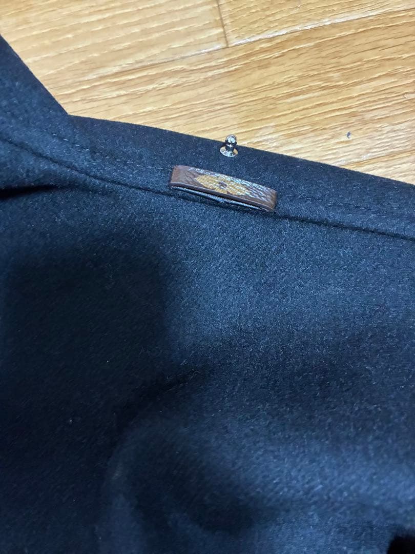 LOUIS VUITTON ルイヴィトン ケープコート ポンチョ 黒