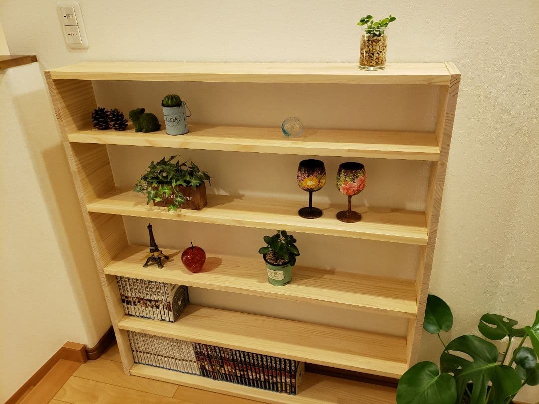 本棚　幅100高110奥行き15　まんが　無垢材 ナチュラル