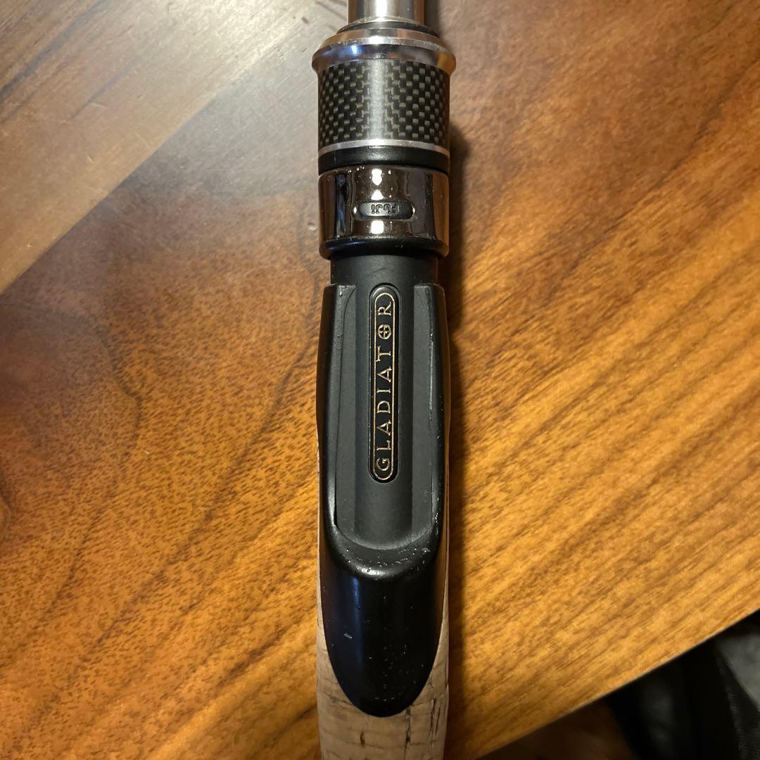 レイドジャパン グラディエーター バイトコネクション