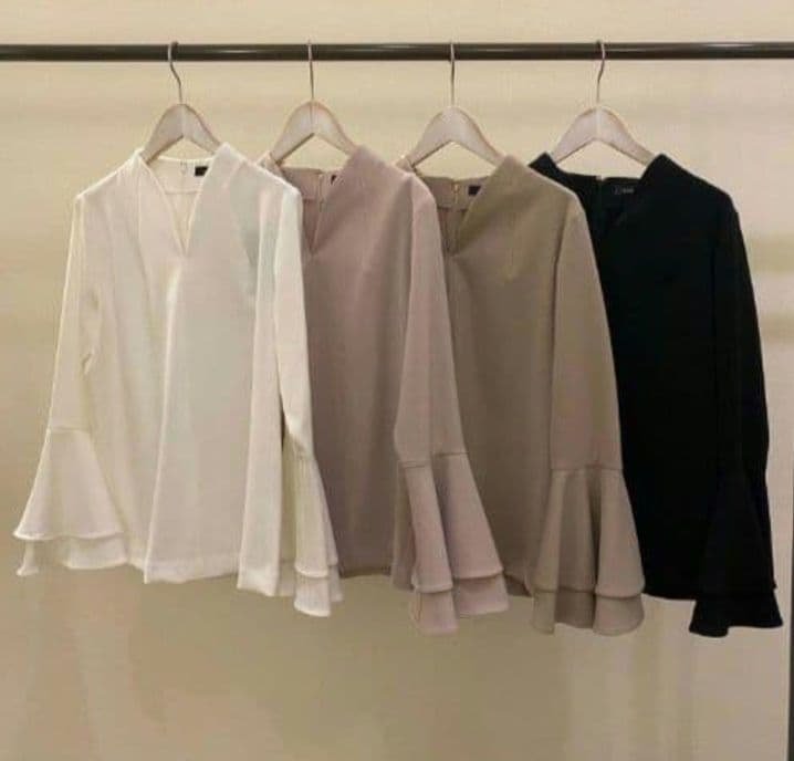 ánuans　アニュアンス　ラッフルスリーブブラウス　Fサイズ　セレモニー　黒