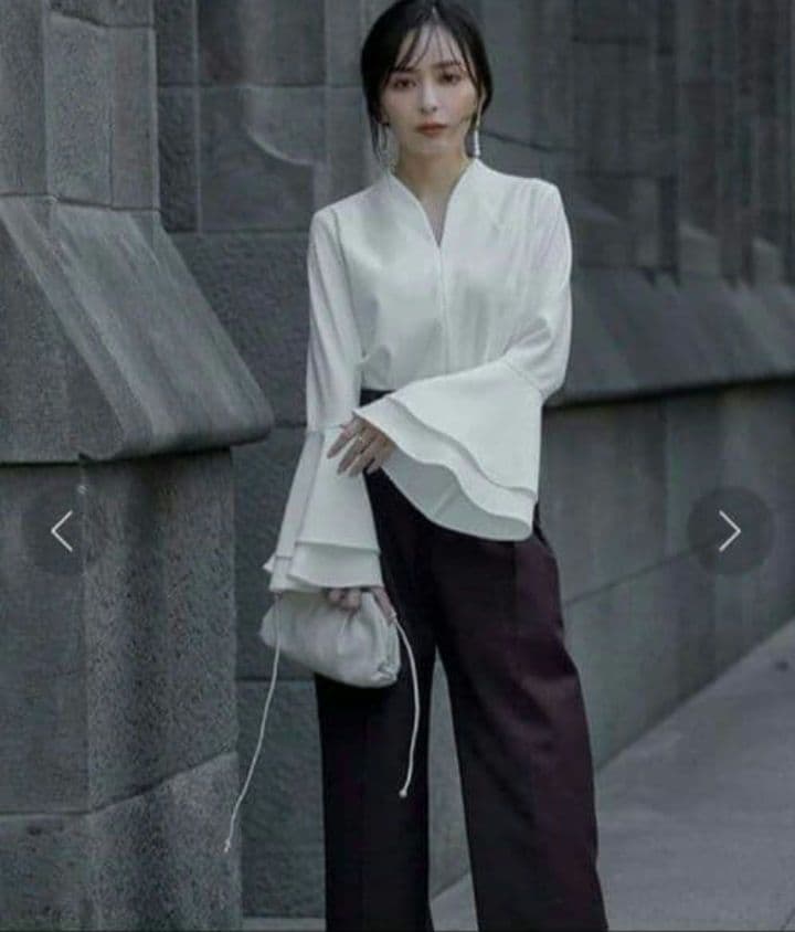 ánuans　アニュアンス　ラッフルスリーブブラウス　Fサイズ　セレモニー　黒