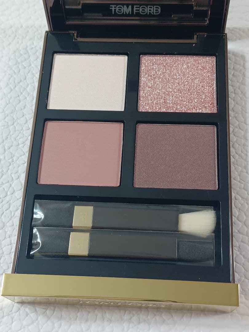 【新品】トム フォード アイ カラークォード 30 インソレント ローズ