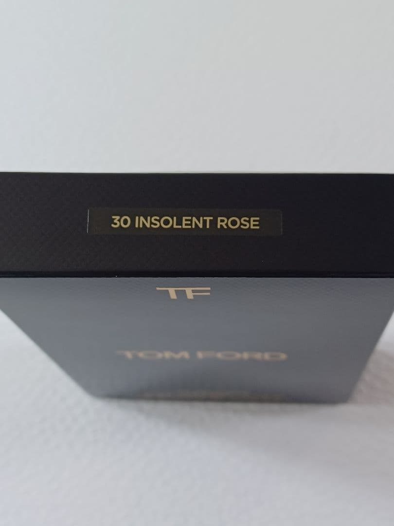 【新品】トム フォード アイ カラークォード 30 インソレント ローズ