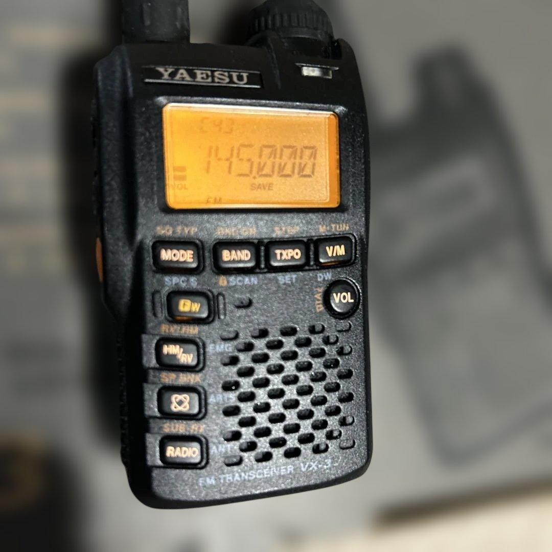 YAESU VX-3 アマチュア無線機