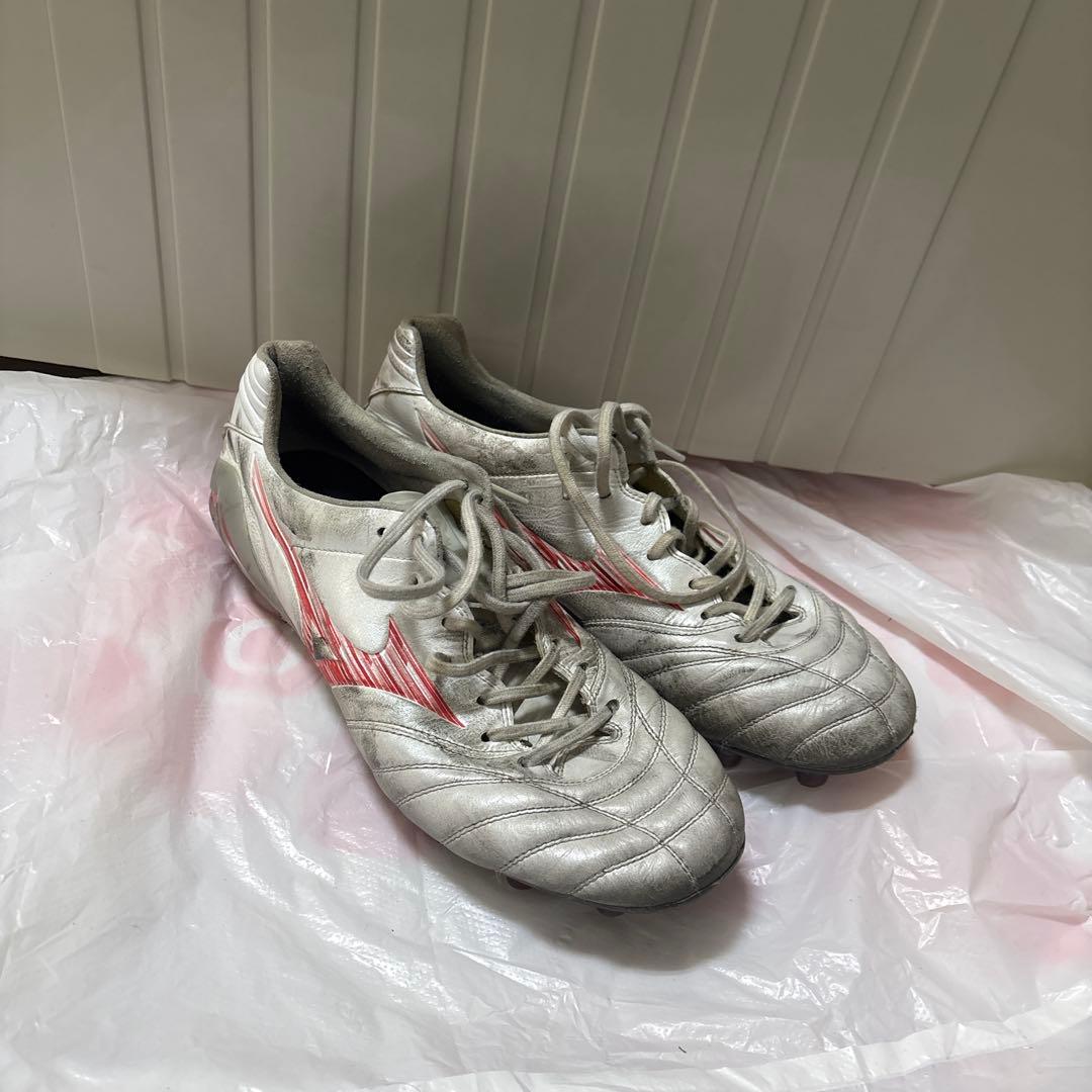 Mizuno サッカースパイク シルバー/レッド