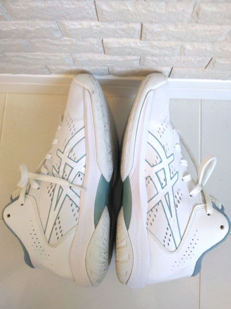 美品✨　ASICS アシックス GElHOOP V16　バスケシューズ　23cm