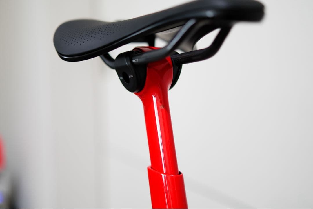 TREK Madone SLR 7 gen8 Mサイズ ロードバイク