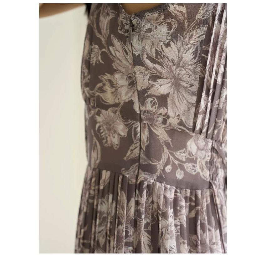 SNIDELスナイデル プリーツプリントワンピース 0 少々訳あり