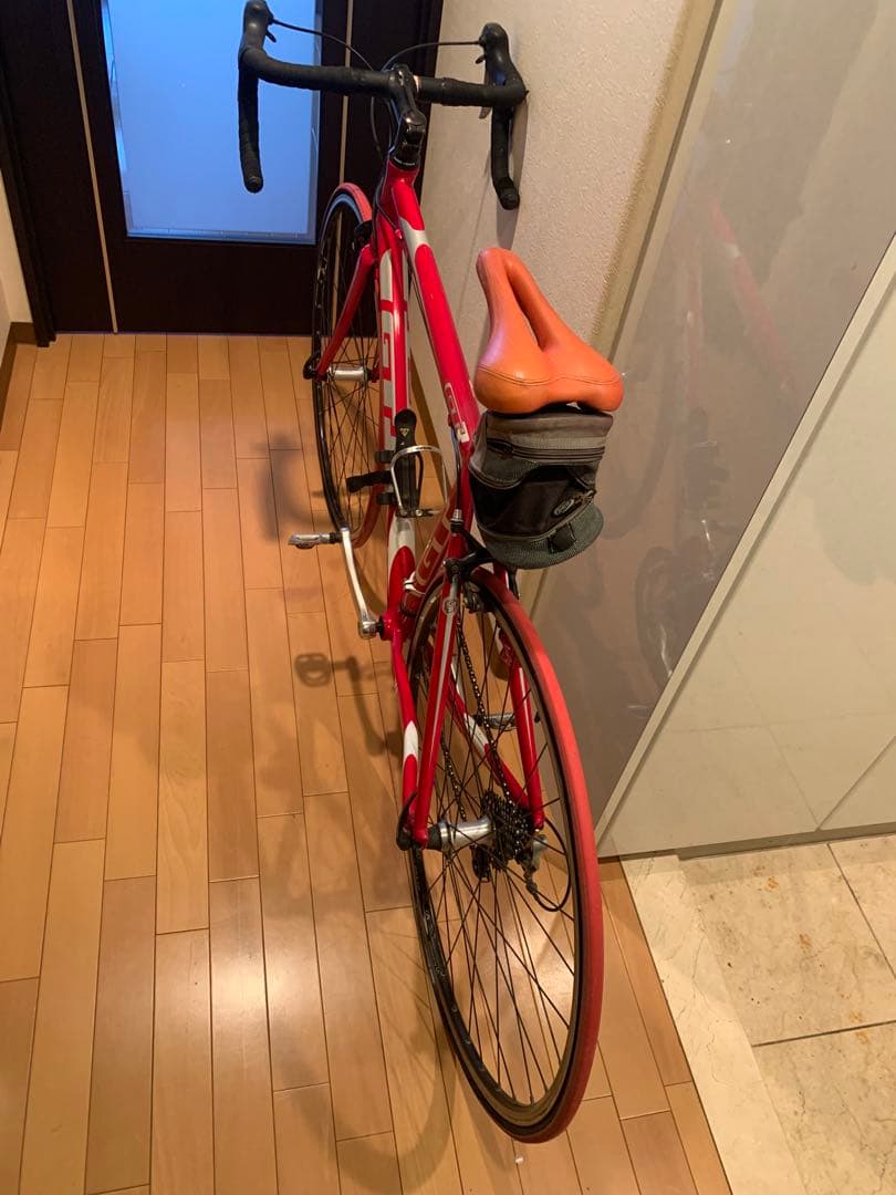 GT ロードバイク 赤