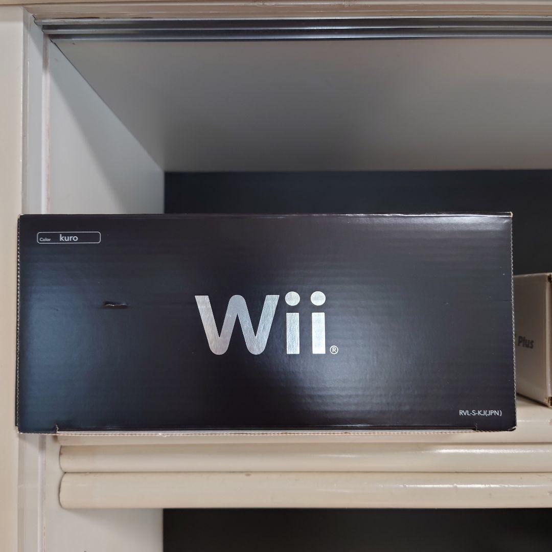 Wii本体　フィット付属品　ソフト17本セット