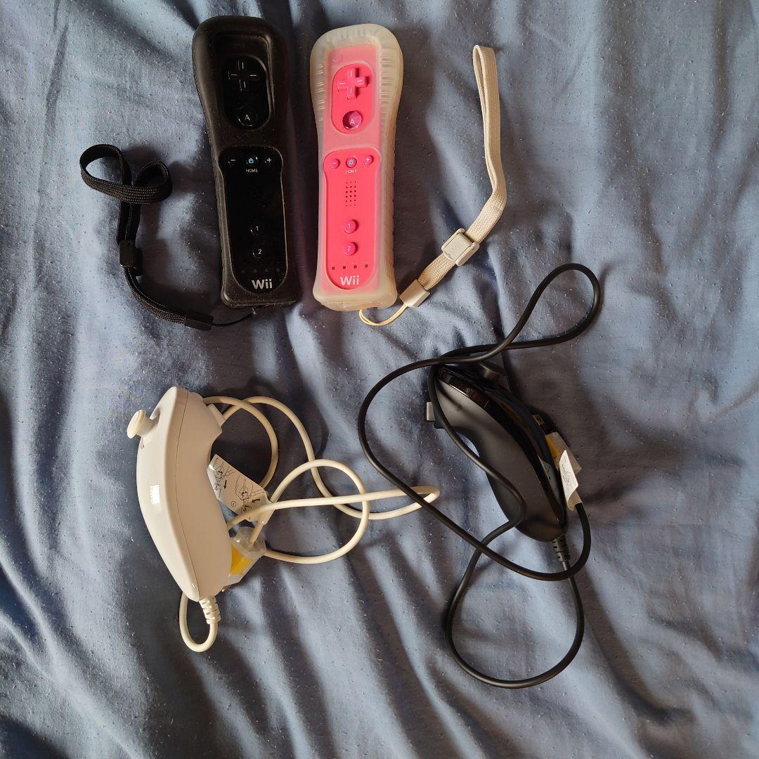 Wii本体　フィット付属品　ソフト17本セット