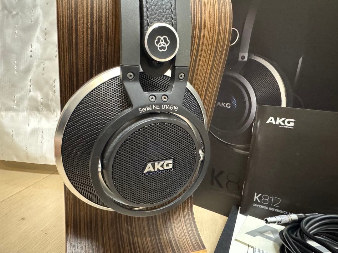AKG オープンエアー型ヘッドホン K812