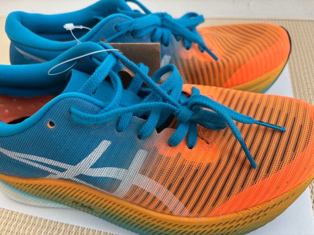 新品未使用　asics アシックス　23.5 スポーツ　陸上　メタスピードスカイ