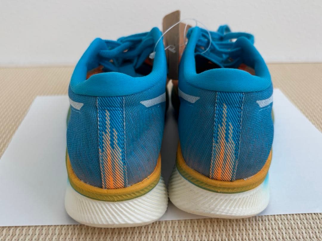 新品未使用　asics アシックス　23.5 スポーツ　陸上　メタスピードスカイ