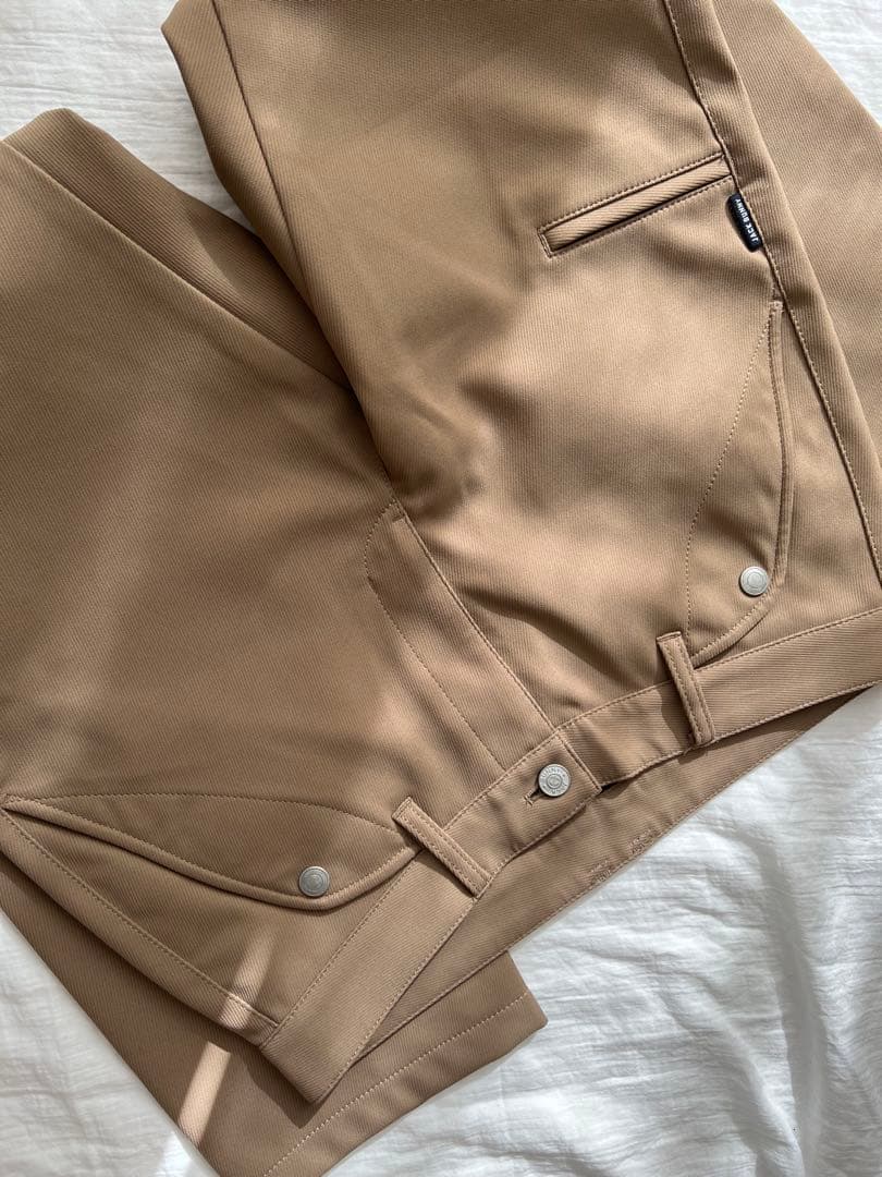 jack bunny サイズ4 スリムフィットパンツ ベージュ