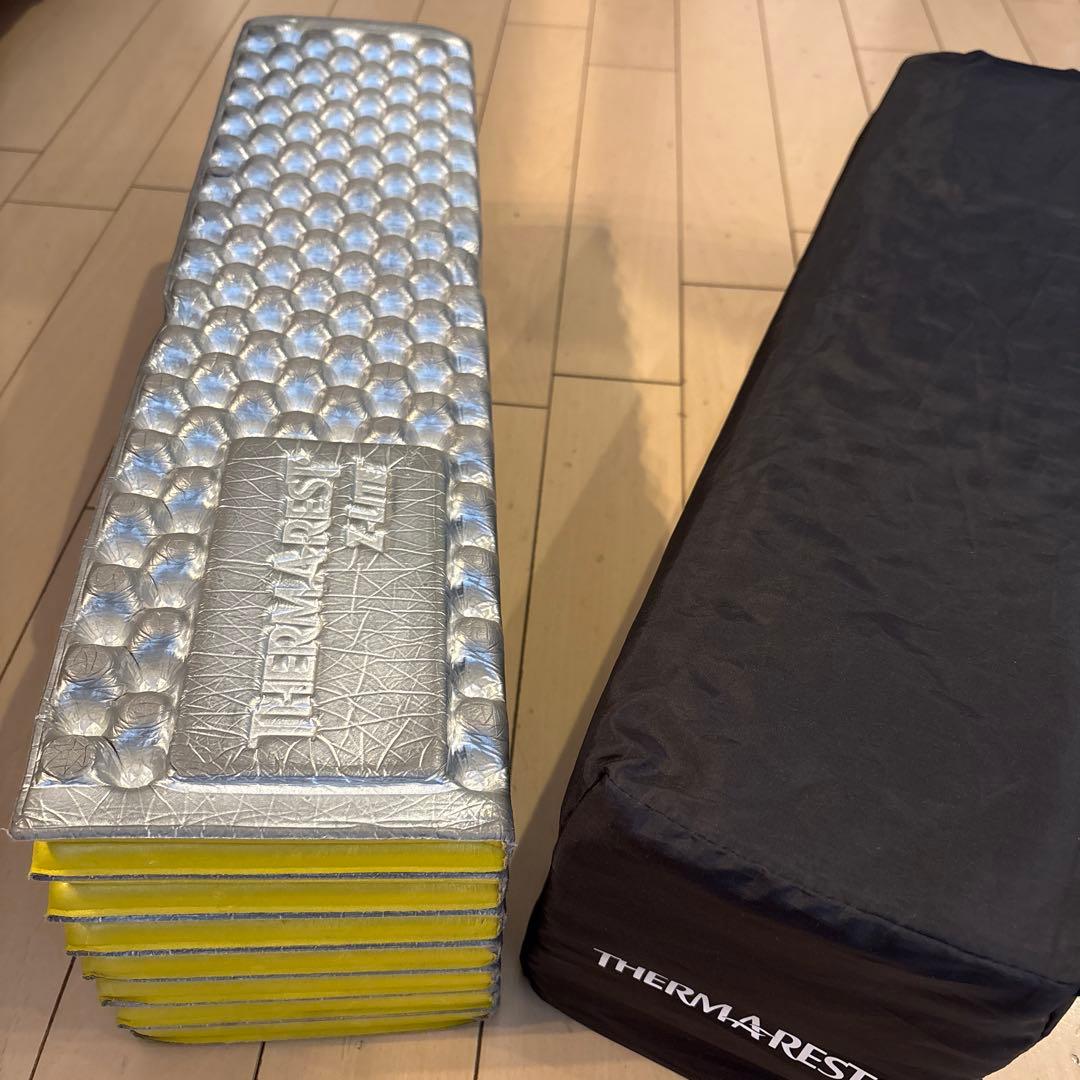 さ*き様 サーマレスト　Zライトソル　レモン　収納袋付 2個セット