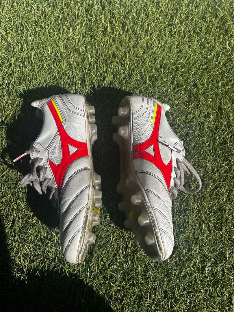 Mizuno モレリア サッカーシューズ