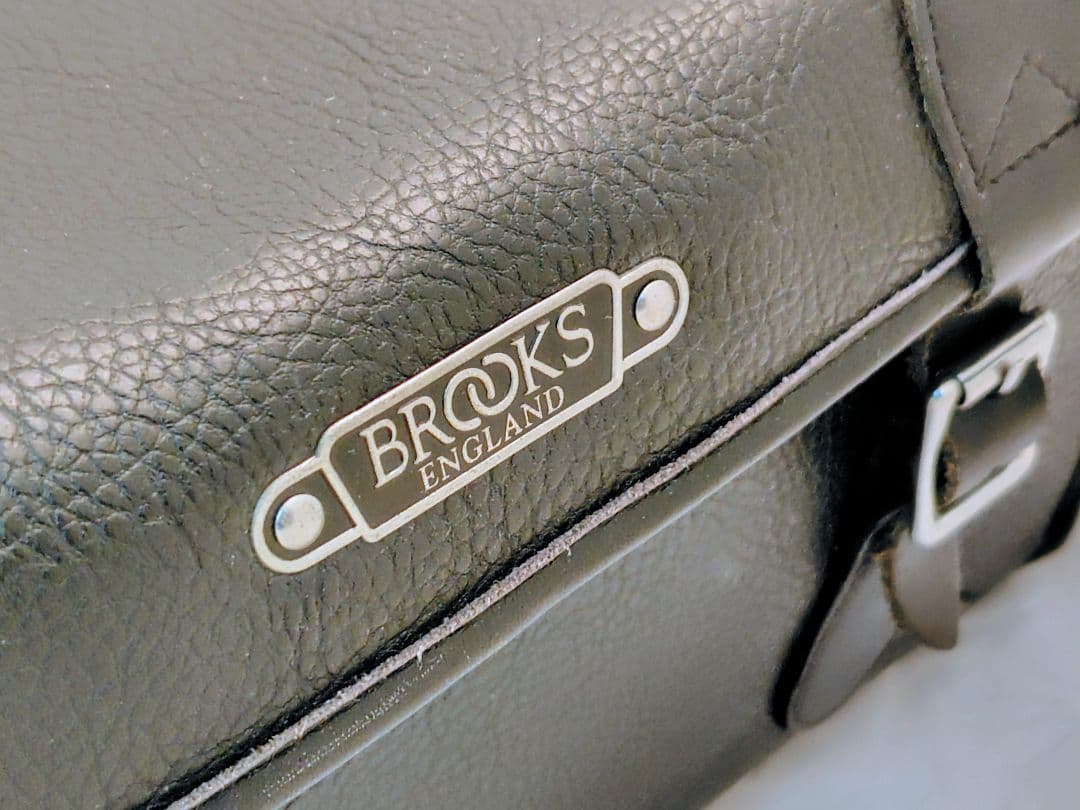 T*8様 【Ｓ-04】BROOKS ブルックス　サドルバッグ　2～3回使用の美品