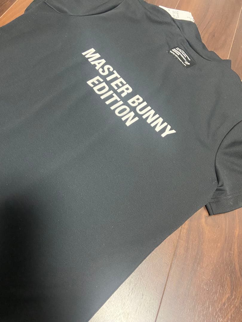マスターバニーモックネックシャツ