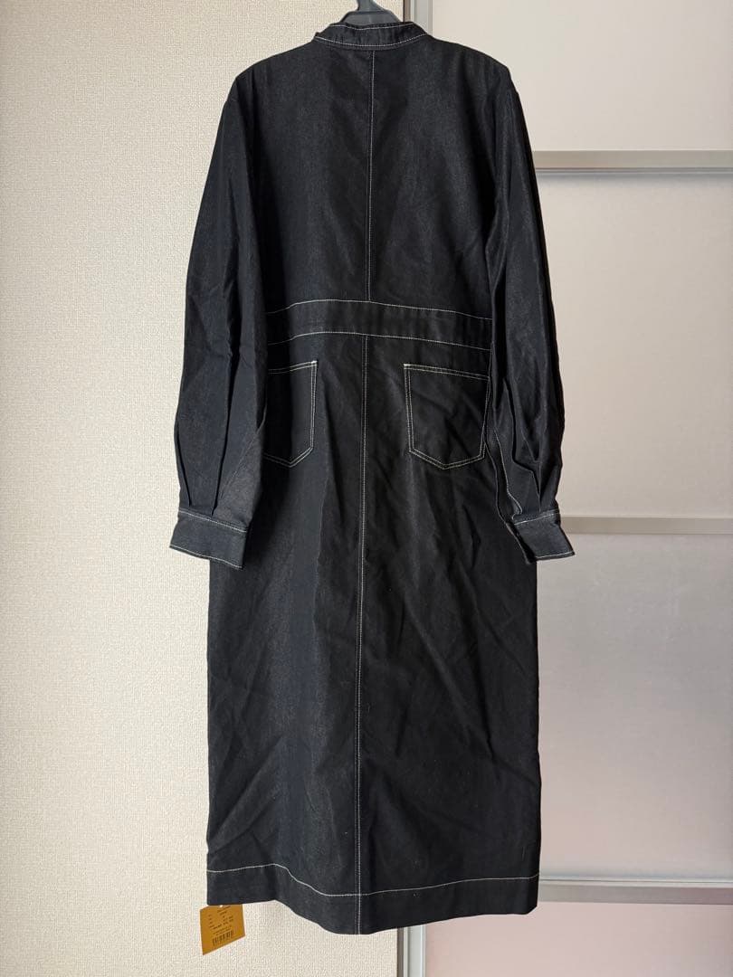 【最終値下げ】PINUE Vネックシャツワンピース デニムMサイズ　新品タグ付き