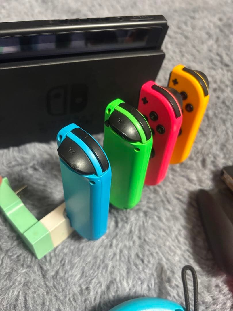 Switch 本体 旧型 ネオン 箱あり 付属品多数　ジョイコン4個