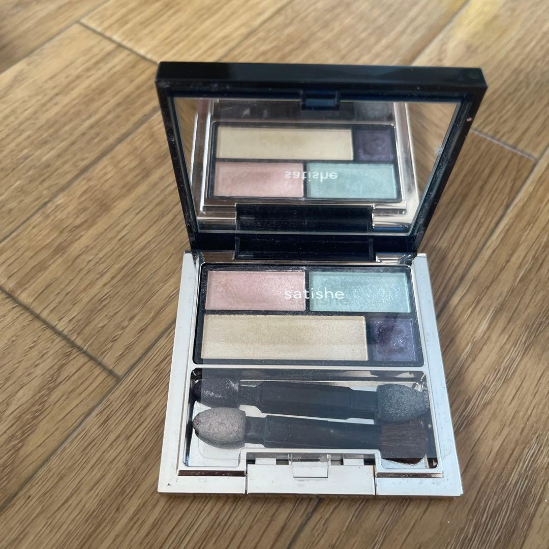 サティシェ ソフトフィール アイシャドウ 5種