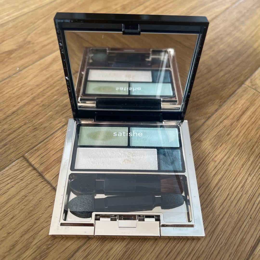 サティシェ ソフトフィール アイシャドウ 5種