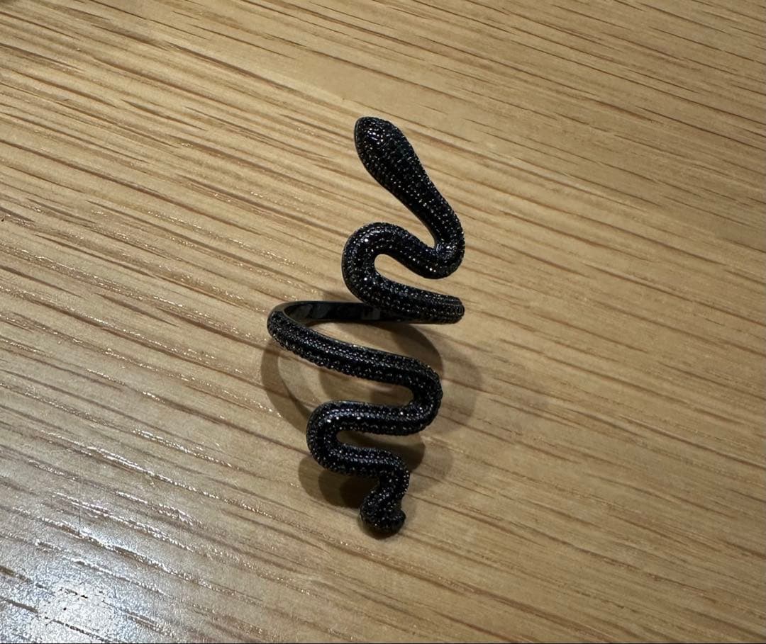 Taylor Swift reputation スネークリング　黒