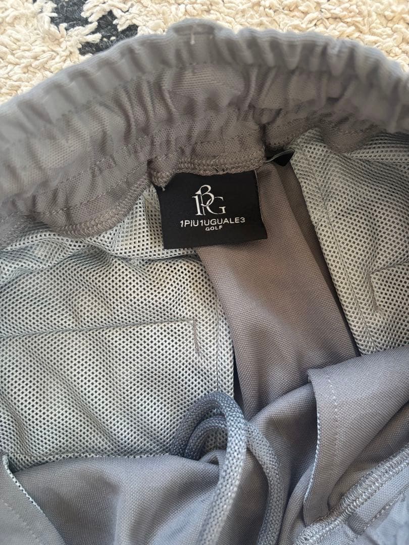 1 piu 1 uguale 3 ゴルフスカート