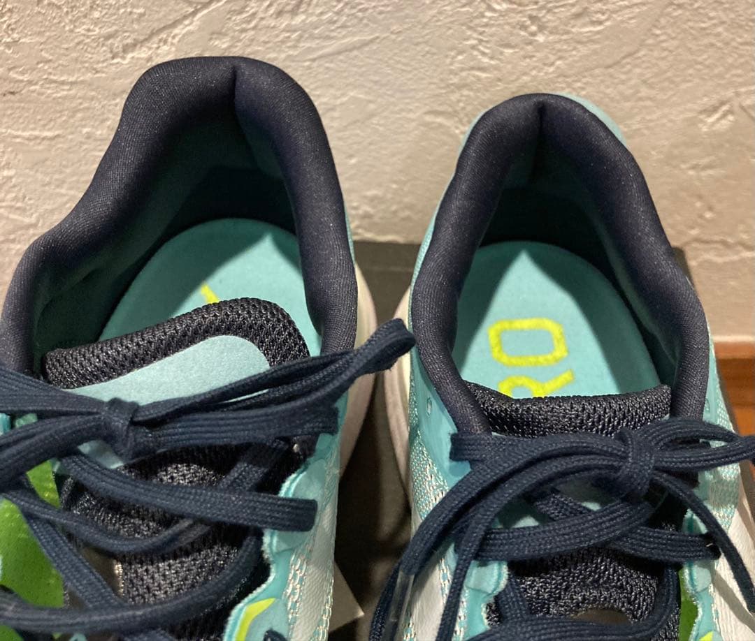 アディダス　アディゼロ　ボストン13 26cm