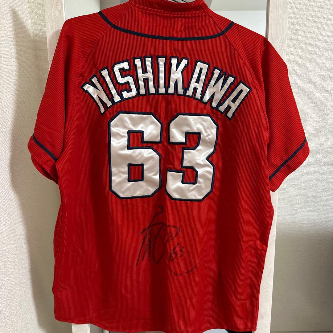 カープ　西川　直筆サイン入りユニ