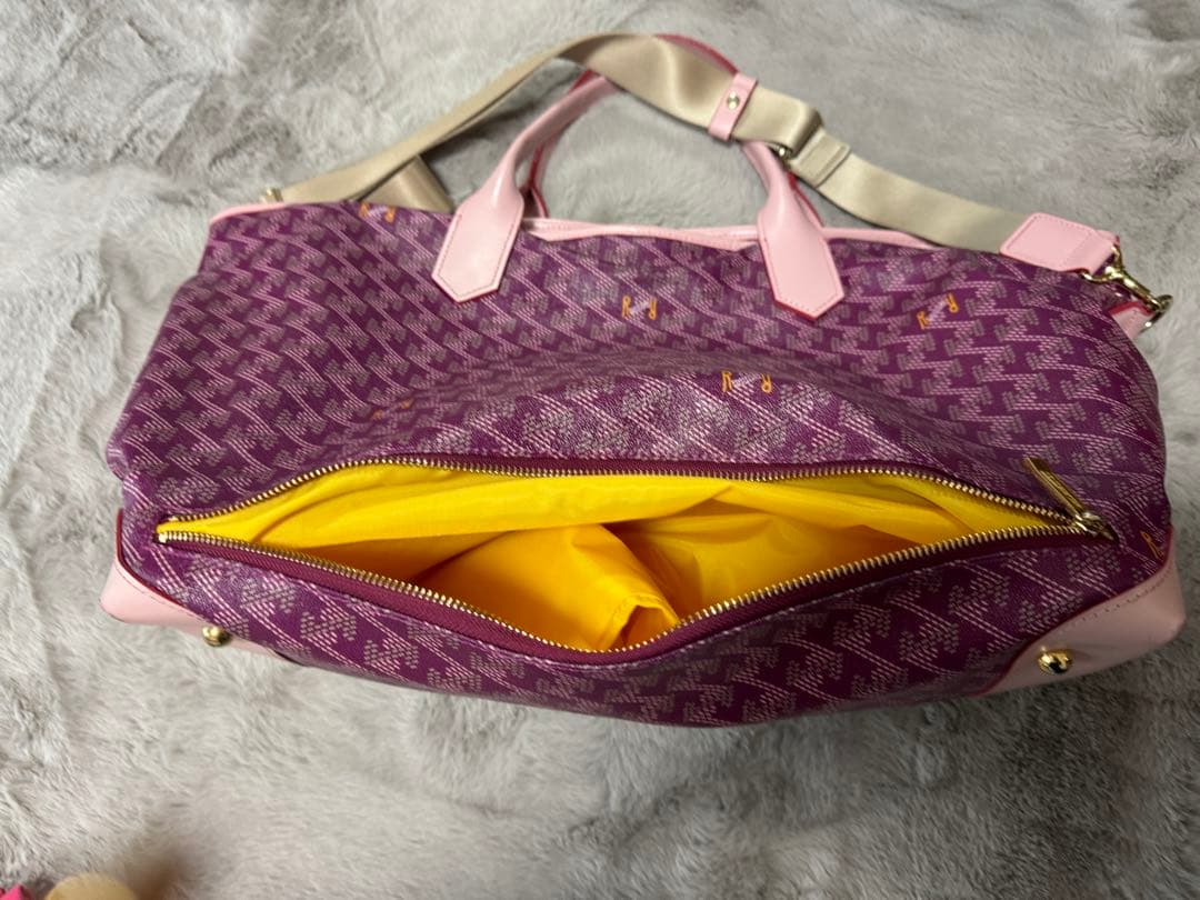 レザレクション Resurrection ボストンバッグ　　ラニウス