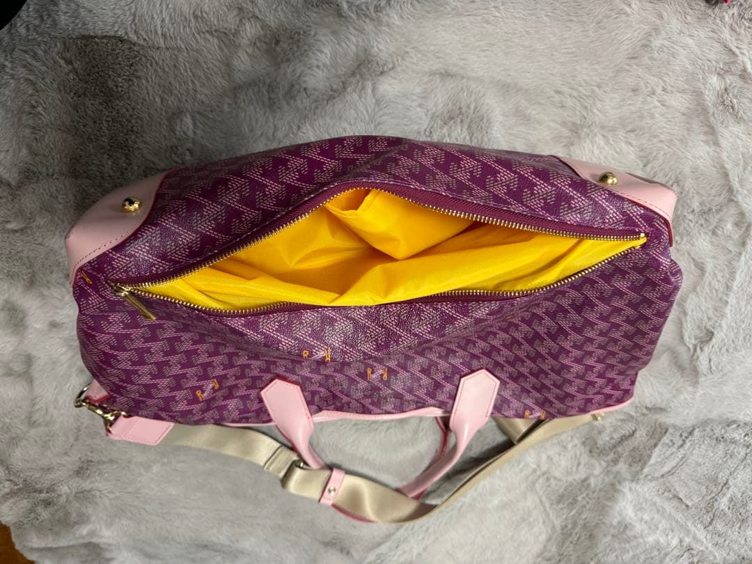 レザレクション Resurrection ボストンバッグ　　ラニウス