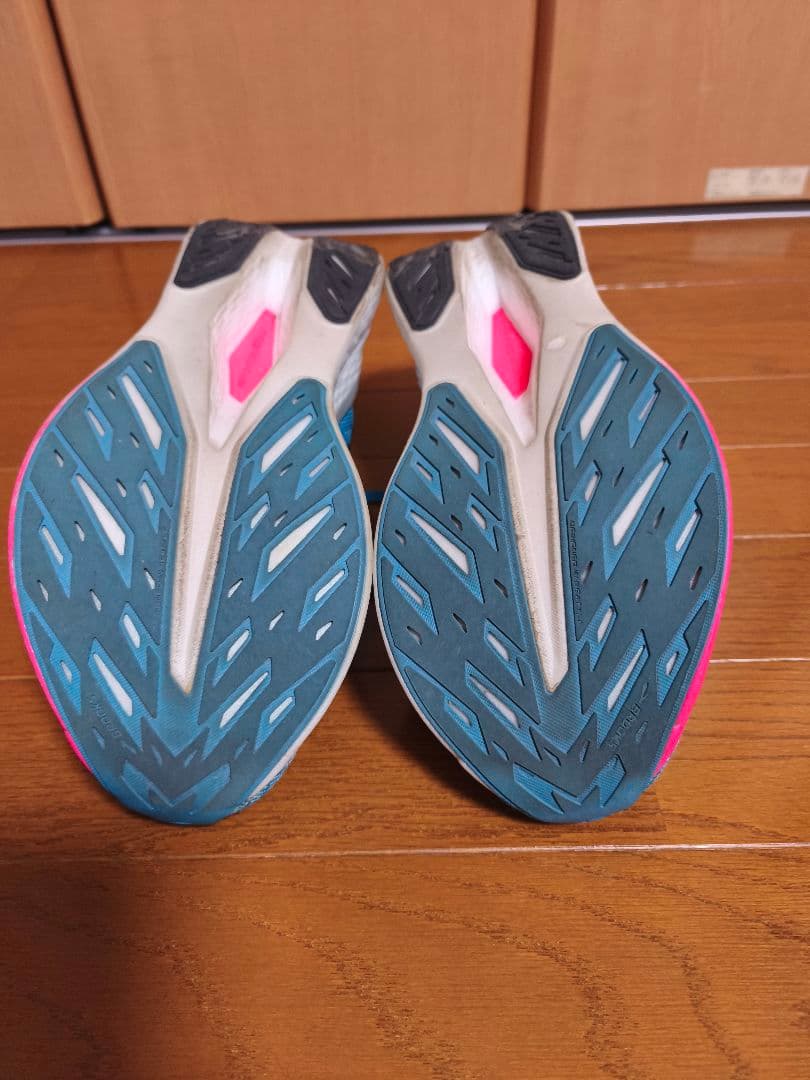 ブルックスハイペリオンマックス2 27.5CM