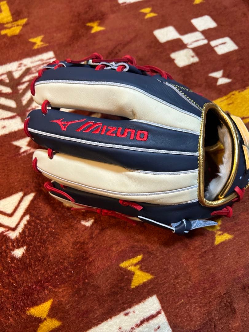 ミズノ　グローバルエリート軟式　内野用　大人用