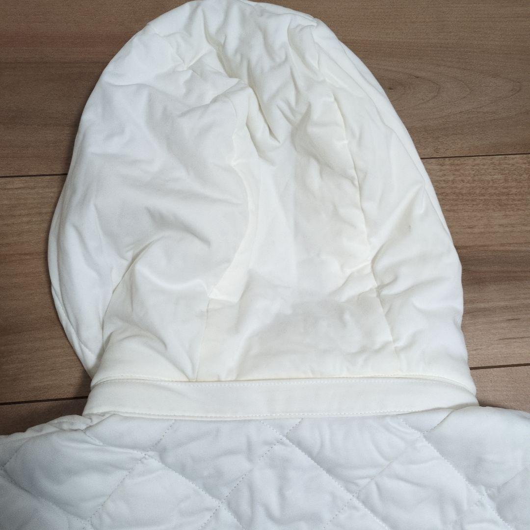 【即日発送】ホワイトキルティングジャケット フード付き