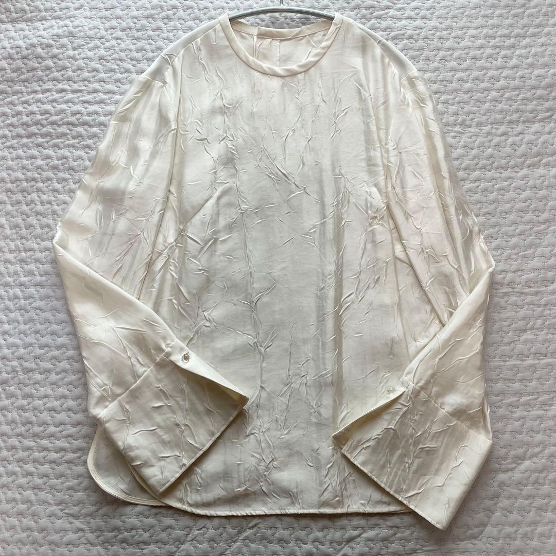 【かっちゃん】ADAM ET ROPE’ グロッシーTブラウス　白