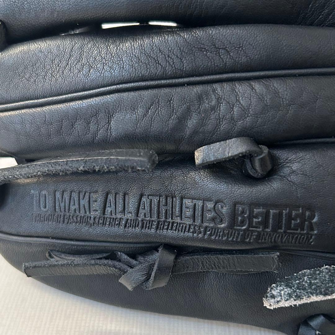 アンダーアーマー少年用軟式グローブ 黒　1301007 新品未使用　保管袋付