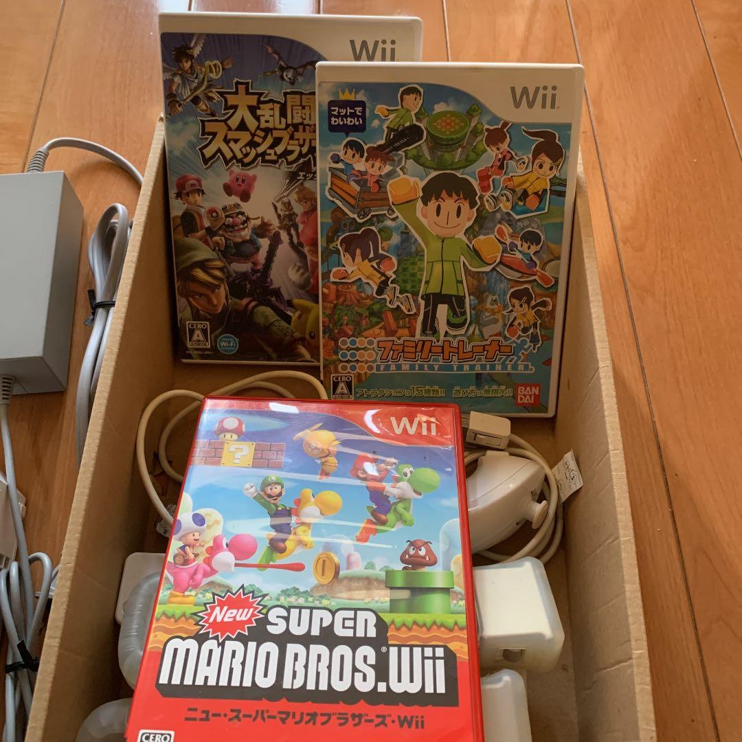 Wii本体、リモコン、ソフト