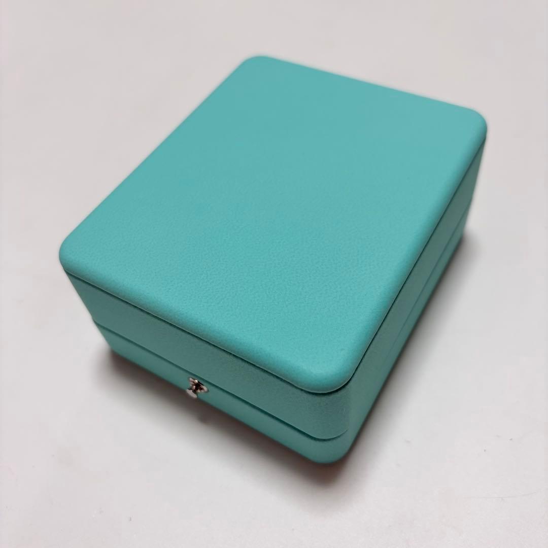 極美品　ティファニー　ネックレスケース　空箱　リボン付き　ブルーボックス