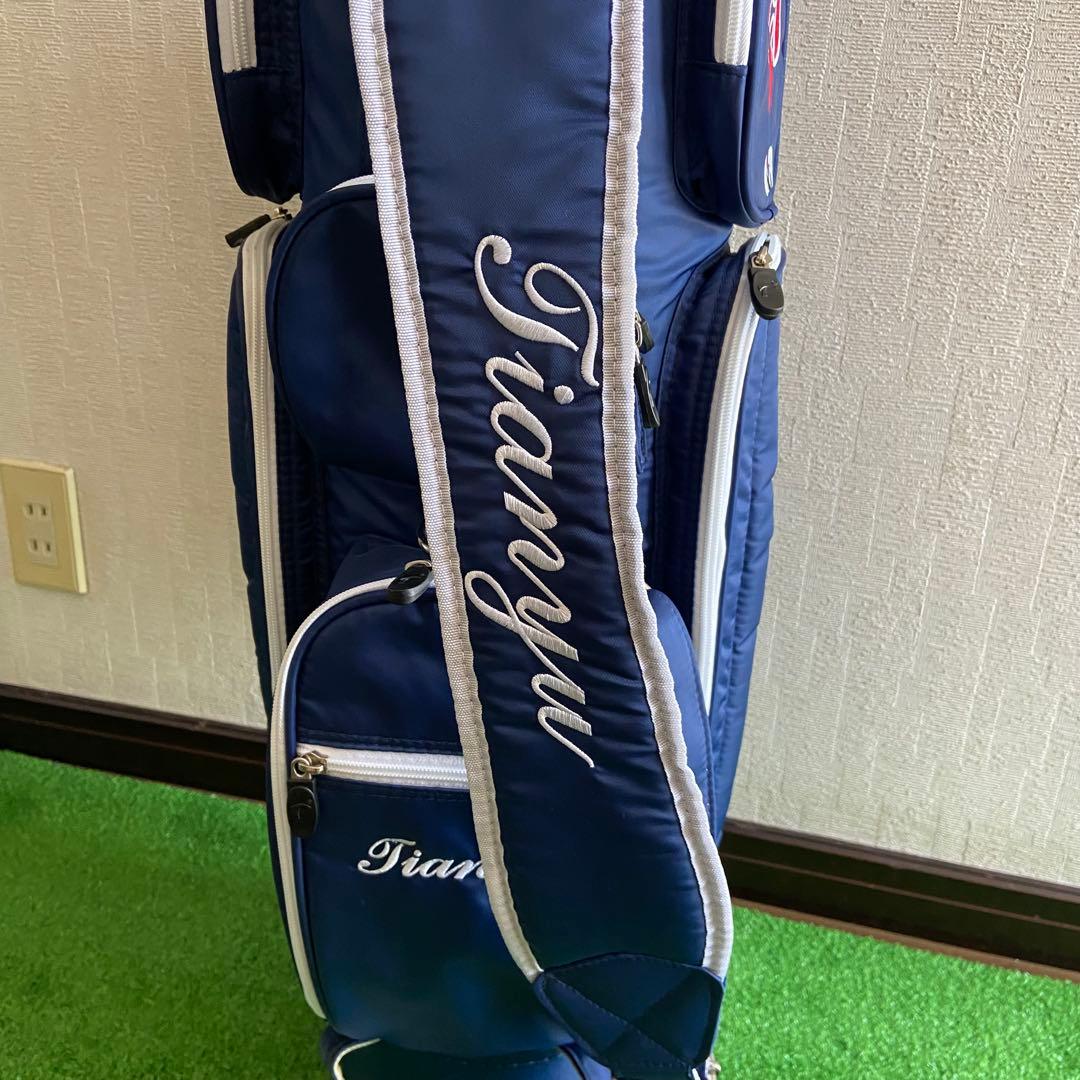 キャディバッグ　キャスター付き